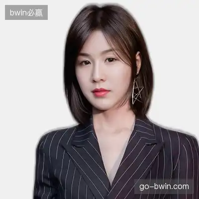 罗伟